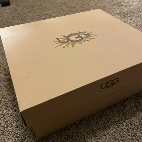 UGG Cream and Tan Quilted Winter Boots - Picture 2 of 4